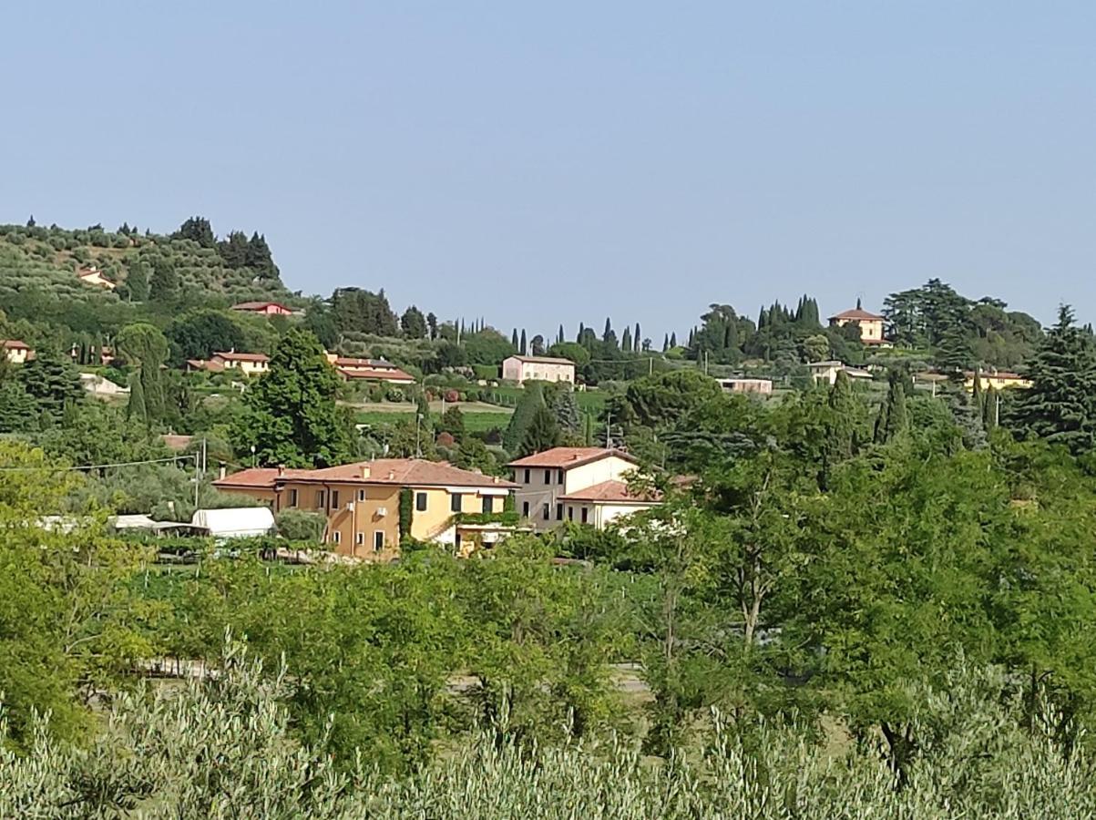 Bedbardolino Apartment Bagian luar foto